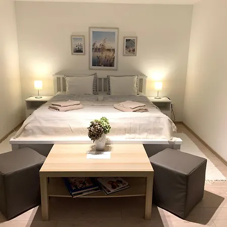 Pommedi Apartment
