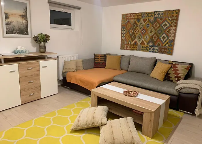 Pommedi Apartment Balatonalmadi